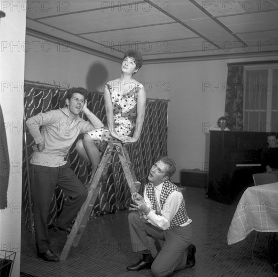 Cabaret 'En Guete metenand' at rehearsal, Zurich 1959