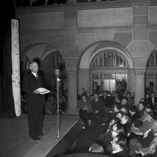 20 years Swiss cabaret, Zurich 1954