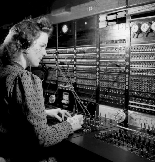 Telephonist, Zurich telephone exchange, around 1945