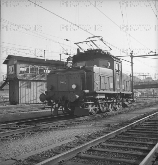 Swiss Federal Railways engine 16405, Lucerne 1949
