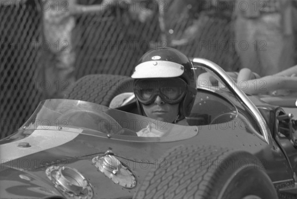 Hill climb race St-Ursanne-Les Rangiers 1965: Jim Clark on Lotus