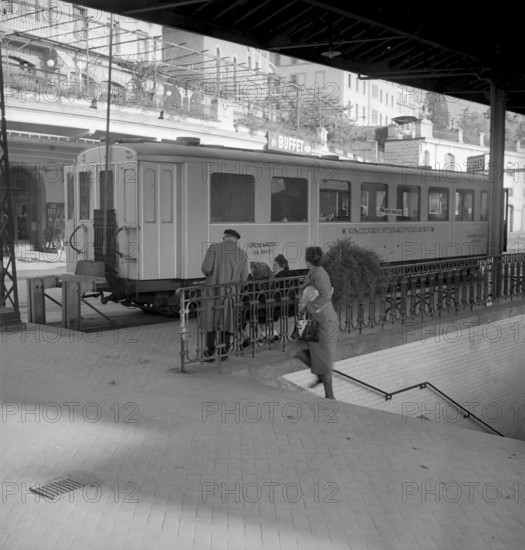 Montreux station restaurant in a dining car because of railway station renovation, 1946