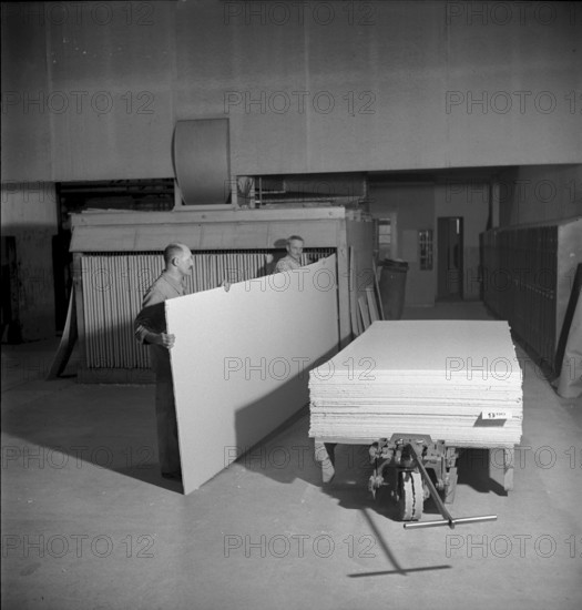 Hardboard production, Pavatex SA Cham 1941