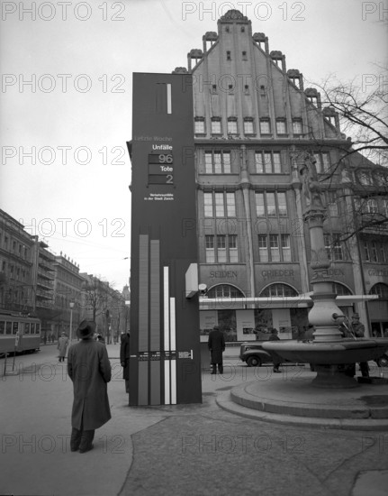Traffic accident statistics, Paradeplatz Zurich 1952