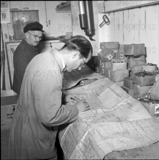 Linth"" under construction, shipyard Wollishofen 1951-1952