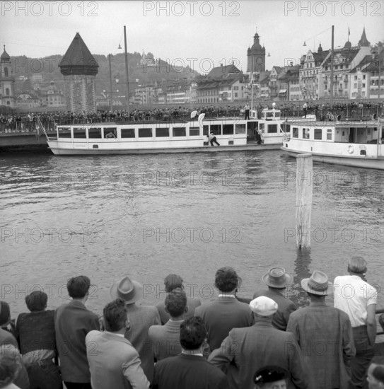 The boat ""Mythen"" crashes into the Seebrucke, Lucerne 1955