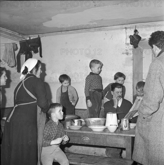 Family at the table, Balsthal 1962