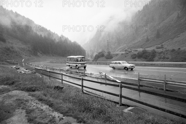 Coach Accident at the San Bernardino, 1970