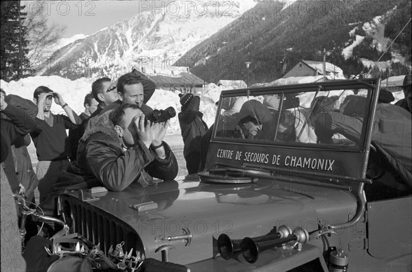 Airplane accident at the Mont Blanc, 1966: Search team