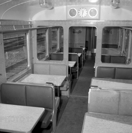 Swiss Federal Railways: the new dining car 1955