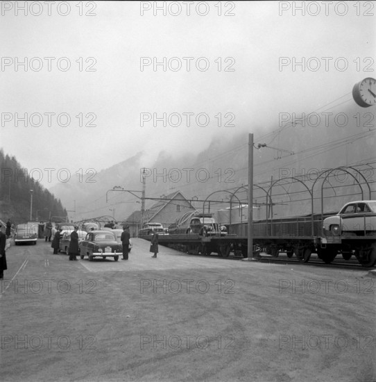 Car Loading before easter in Goschenen, 1957