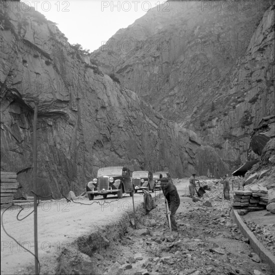 Gotthard pass road extension near Schollenen 1954