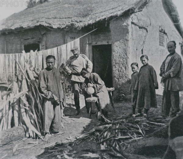 Preparing Chinese noodles from pumpkin Photo by Martynov