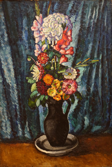 Bouquet in a Black Jug on a Blue Background 1916 Mashkov Ilya Ivanovich (1881-1944)