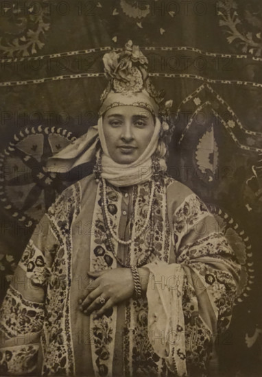 Jewish woman in traditional dress