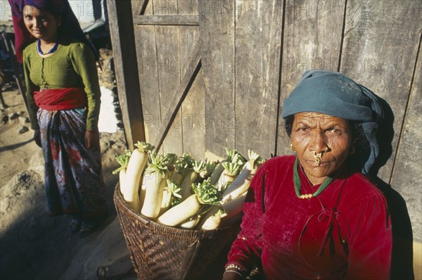 INDIA, Sikkim, Women in the vegetable market