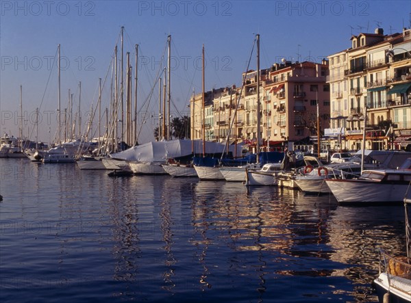 FRANCE, Provence Cote d’Azur, Alps Maritimes, Boats docked at Cannes Harbour.