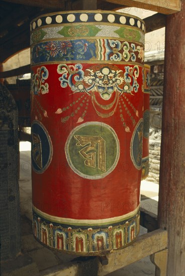 CHINA, Taer Si, Tibetan prayer wheel