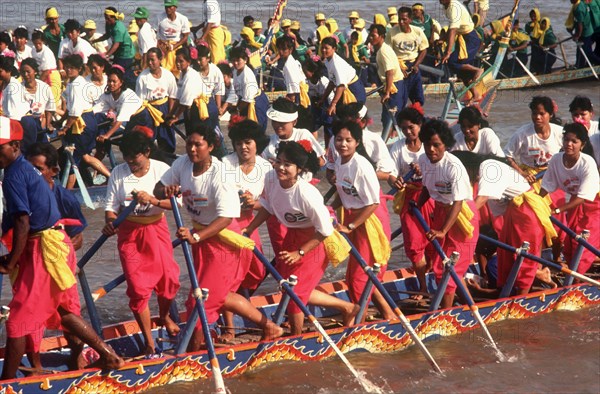 CAMBODIA, Tonle Sap, Boat races on the Tonle Sap river.