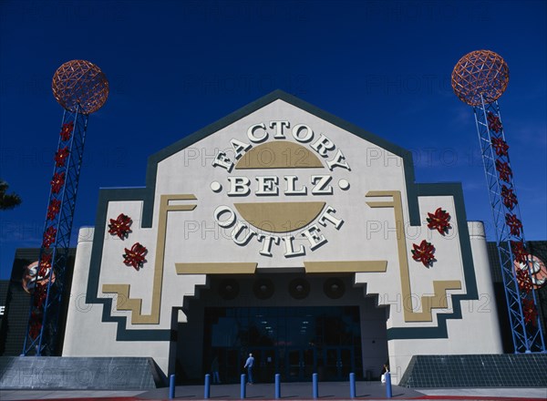 USA, Florida , Orlando,  International Drive. Belz Outlet Mall exterior entrance