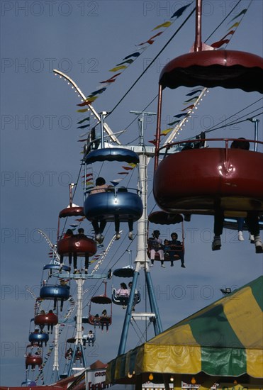 USA, North Carolina  , Raleigh, Ride at state fair