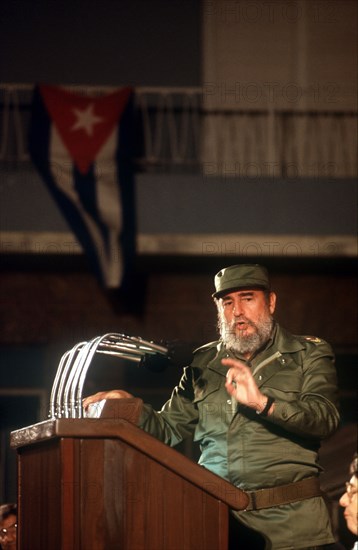 CUBA, Politics, Fidel Castro giving speech