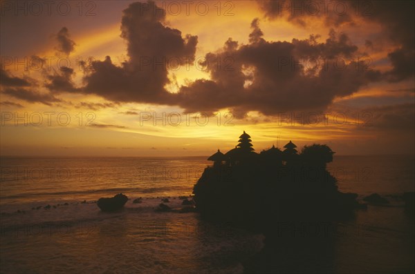 INDONESIA, Bali, Tanah Lot, The island temple at sunset