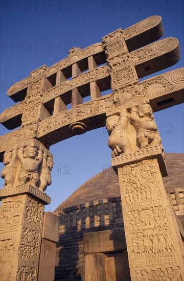 INDIA, Madhya Pradesh, Sanchi , Great Stupa and Torana