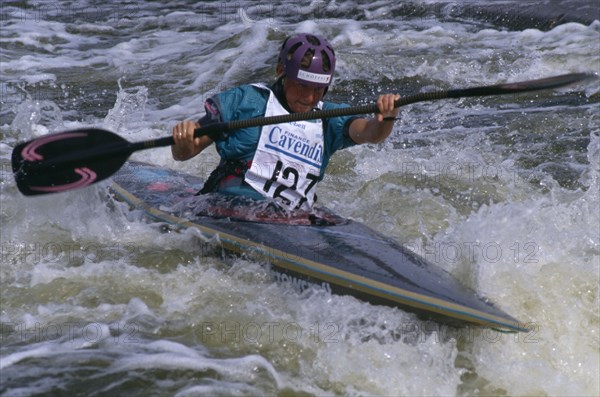 10065615 SPORT Watersport Canoe  Canoeist in Slalom rapids in Holm Pierre Point in Nottingham