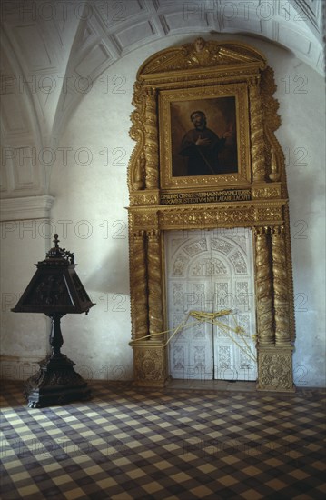 INDIA, Goa, Vellha, Bom Jesus Basilica. Tied door leading to the body of St Francis