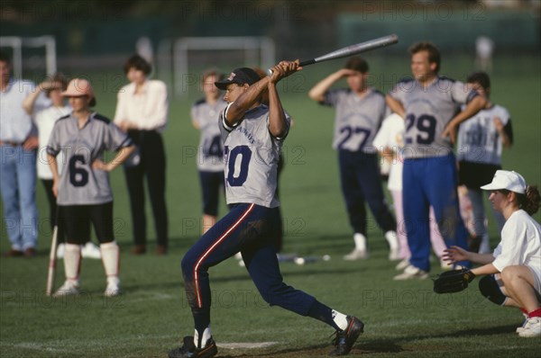 10037090 SPORT Ball Games Softball British Airways team playing in the World Corporate Games in London 1992.