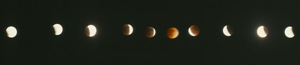 SPACE, Moon, Eclipse, Full eclipse of the moon August 11 1999