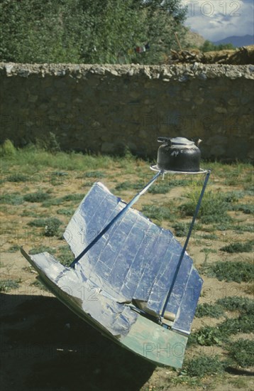 TIBET, Environment, Solar Power, Solar powered Kettle
