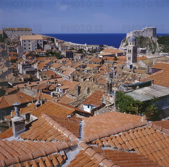 CROATIA, Dubrovnik, View over the city roof tops with red tiled rooves