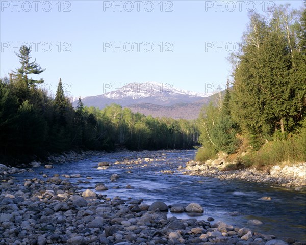 USA, New Hampshire, Mount Washington, at dawn The Kancamagus Highway 5701