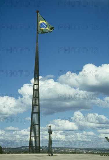 BRAZIL, Federal District, Brasilia, Praca dos Tres Poderes Tall spire with flag flying at the top