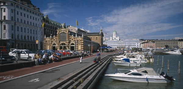 FINLAND, UUSIMAA , Helsinki, View of city and waterfront