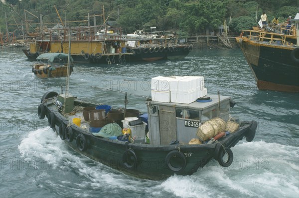 HONG KONG, Aberdeen Harbour, Motorized sanpan