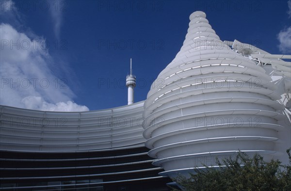 FRANCE, Poitiers, Planet Futuroscope, Le Parc Europeen de l’Image. Virtual reality theme park exterior view of modern architecture