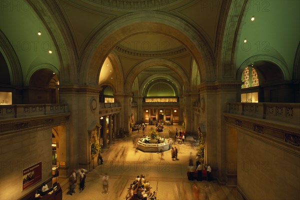 USA, New York , New York City, Metropolitan Museum of Art. View over the Main hall with visitors.