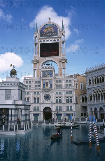 USA, Nevada, Las Vegas, Gondolier outside the Venetian hotel and casino