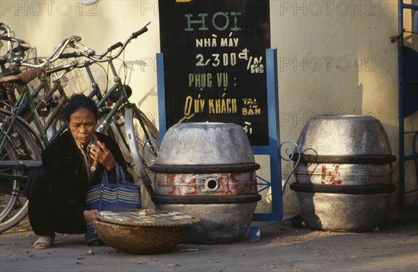 VIETNAM, North, Hanoi, Shop selling local beer Bia Hoi.