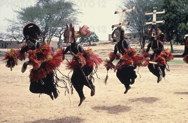MALI, General, Dogon Awa dancers wearing Kananga masks