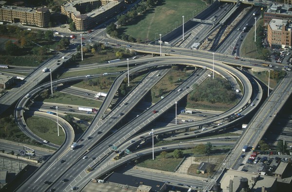 USA, Illinois, Chicago, Aerial view over interchange of the Dan Ryan and Eisenhower expressways in central Chicago.