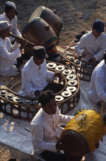 CAMBODIA, Siem Reap, Angkor Wat, Traditional Khmer percusionists accompanying shaman ceremony