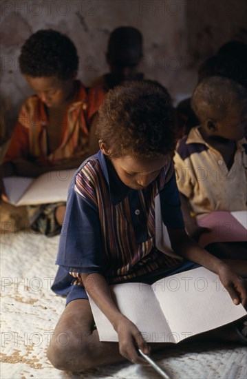 SOMALIA, Tula Bawayo, Schoolchildren in area near Mandera devastated by war.