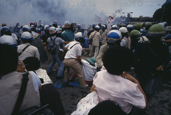 SOUTH KOREA, Seoul, Student demonstration at Yonsei University