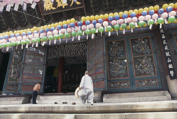 SOUTH KOREA, Seoul, Chogyesa Temple named after the Chogye Buddhist sect.  Exterior and interior roof hung with paper lanterns to celebrate Buddhas birthday.