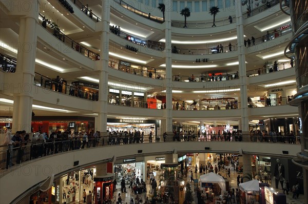 MALAYSIA, Kuala Lumpur, Interior view of many floored circular shopping centre