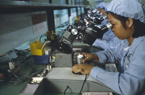 HONG KONG, Industry, Worker in a watch factory